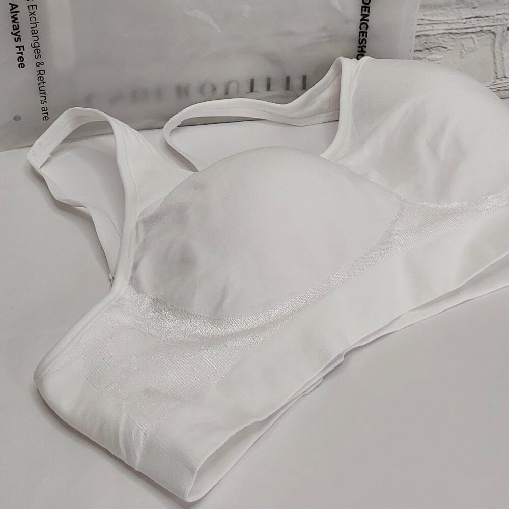 'UNDEROUTFIT' COMFORT SHAPING WIRELESS BRA W / ADJUSTABLE STRAPS - Picture 3 of 16